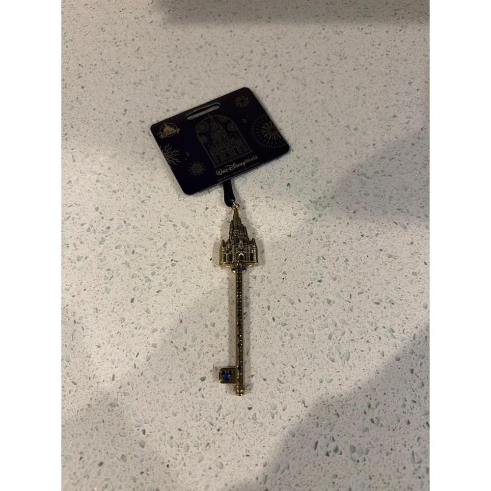 Disney Cinderella Castle Ornament Gold Key WDW New